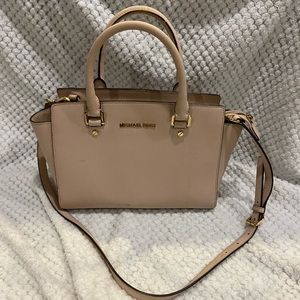 Michael Kors Crossbody Purse
